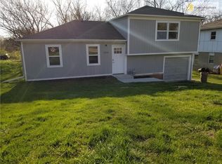 2206 S 39th St, Kansas City, KS 66106