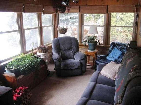 5th image of 1073 Highland Dr