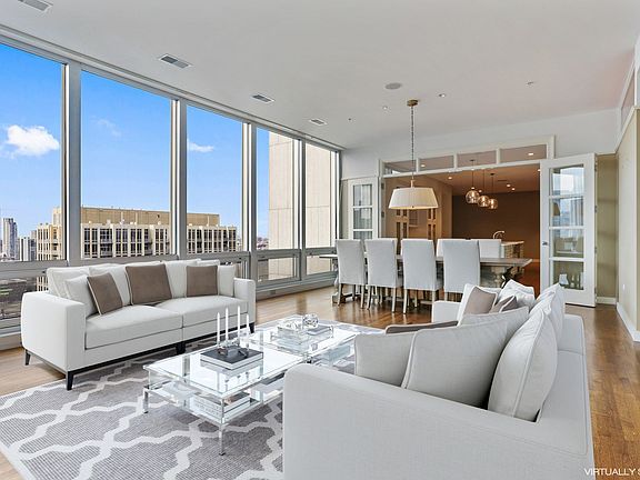 5th image of 500 W Superior St Unit 1803