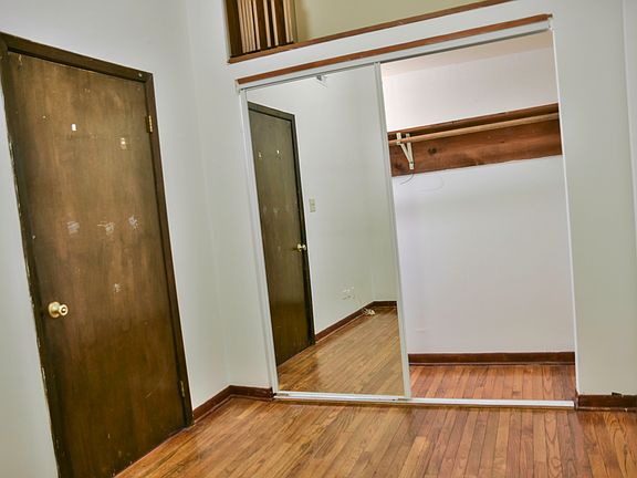 5th image of 873 W Lill Ave APT B4