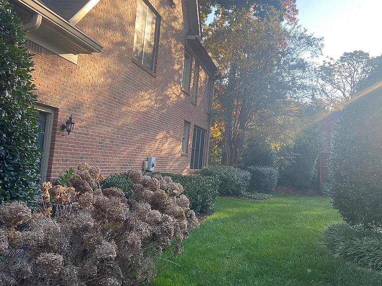 401 Wyndham Hall Ln — Photo 45