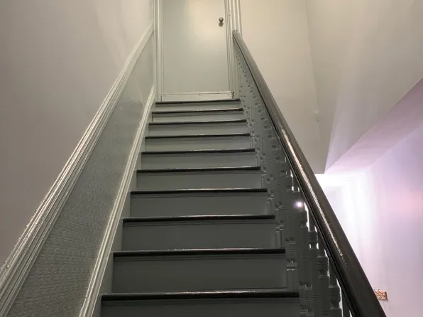 11 Hausman Street image 4 of 19