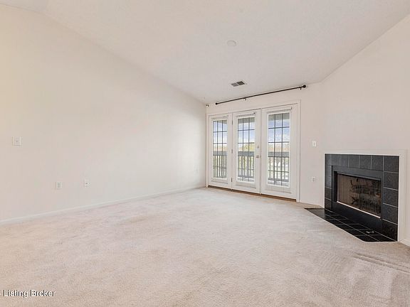 4th image of 1302 Autumn Sun Ct Unit 203
