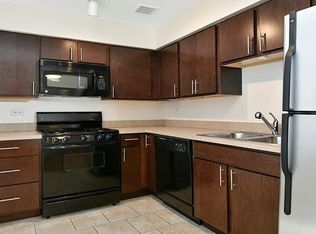 527 W Stratford Pl #583, Chicago, IL 60657