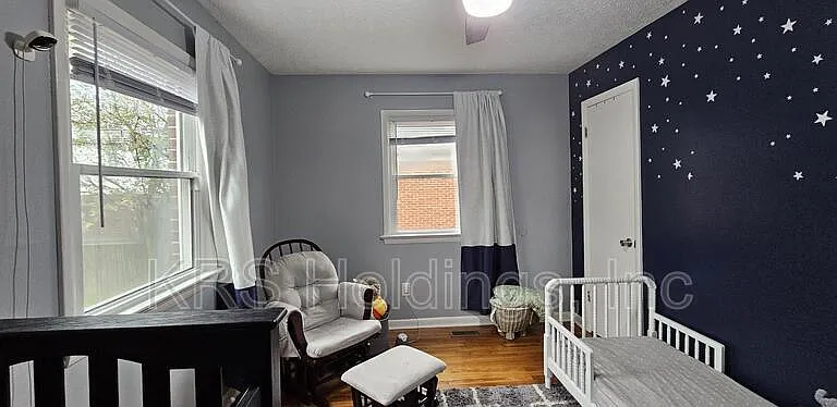 1543 Grove St — Photo 25