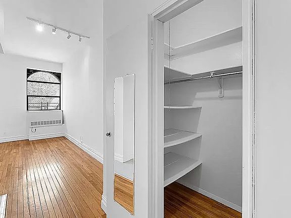 4th image of 154 W 70th St APT 12K