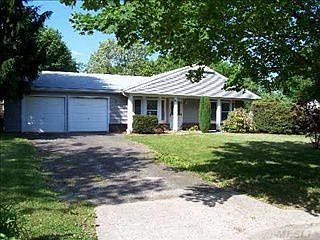 2nd image of 21 Grand Canyon Ln