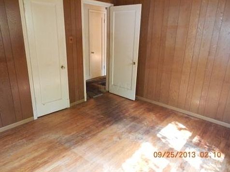 5th image of 207 N Hollywood St