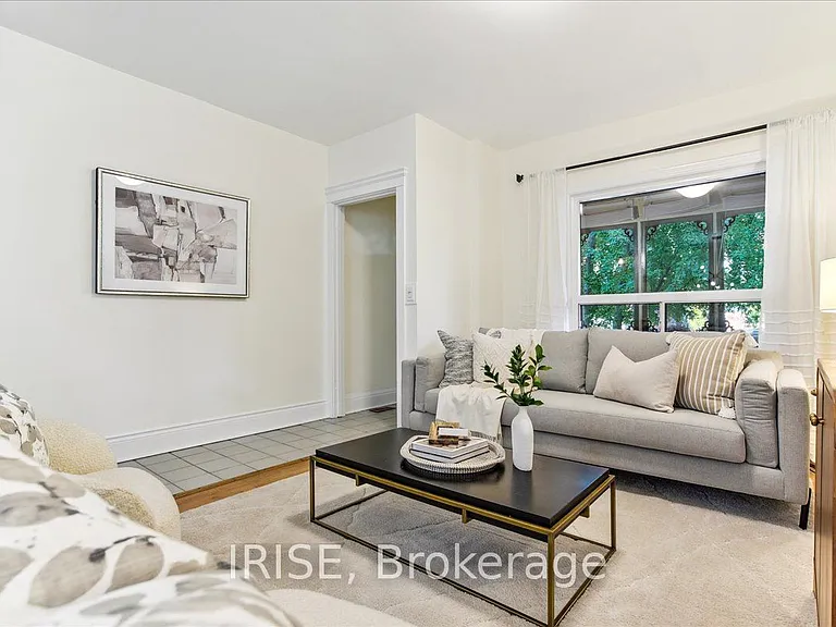 61 Chisholm Ave — Photo 6