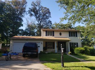 413 Genoa Dr, Ballwin, MO 63021