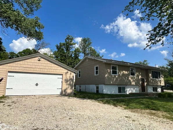 831 S Main St, Osceola, IA 50213