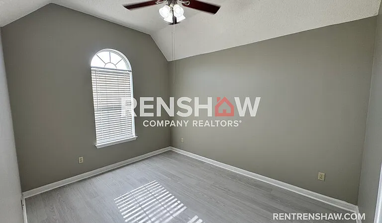 6954 Luxor Ln — Photo 8