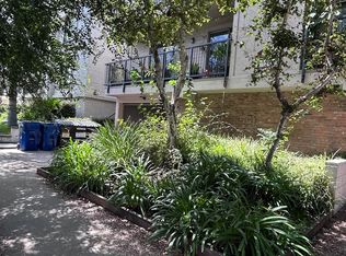 4319 Whitsett Ave #8, Studio City, CA 91604
