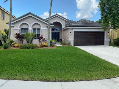 1690 Sparrow Ln, Weston, FL, 33327