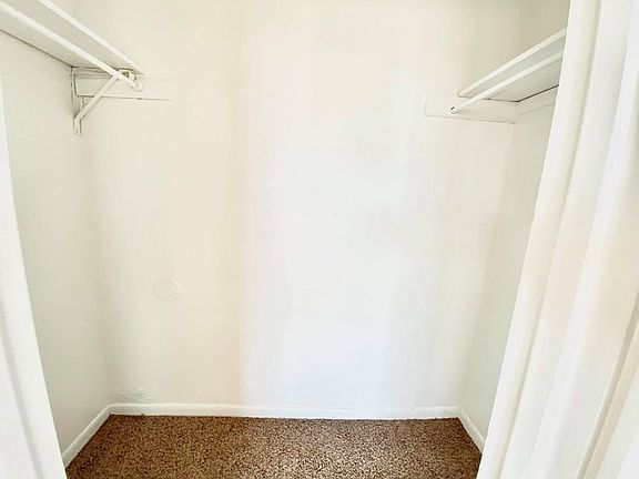 4th image of 10028 W Dunn St