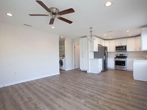 5th image of 6276 Osler St