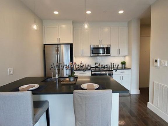 5th image of 434 McGrath Hwy #413D