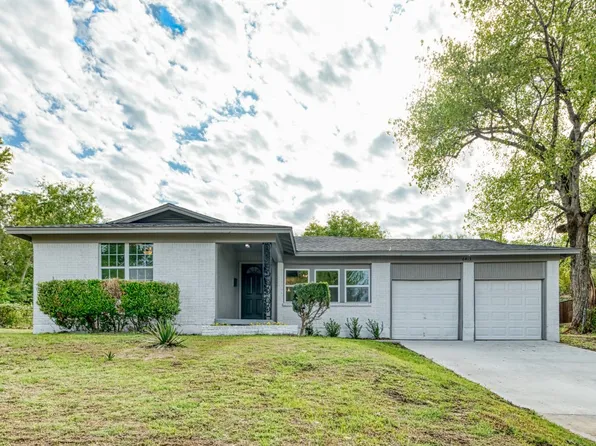 6413 Ridgecrest Cir, Lake Worth, TX 76135