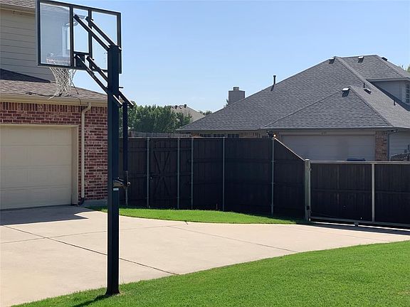 4th image of 5504 Longhorn Dr