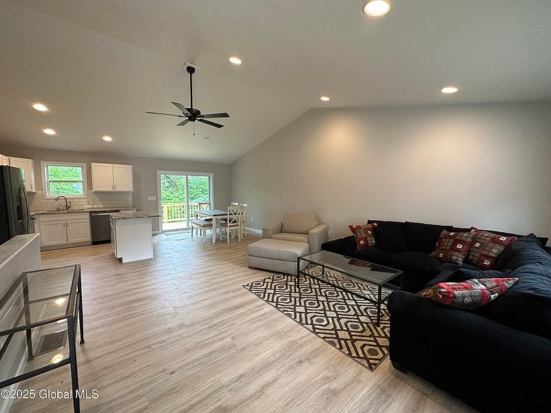 3rd image of 4 Lambert Drive