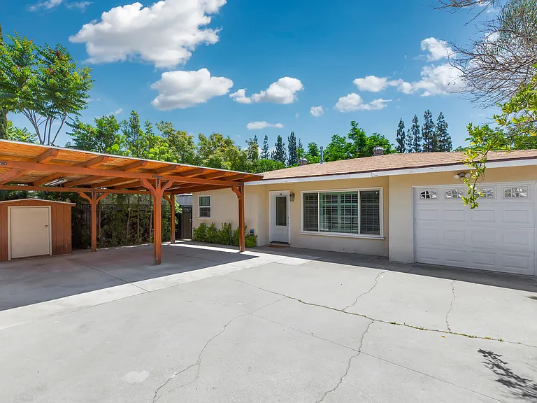 528 Almond Ave #B — Photo 41