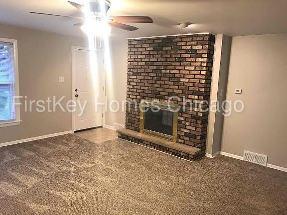 4th image of 16506 Claire Ln