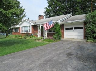 19421 Seneca Trl N, Maxwelton, WV 24957