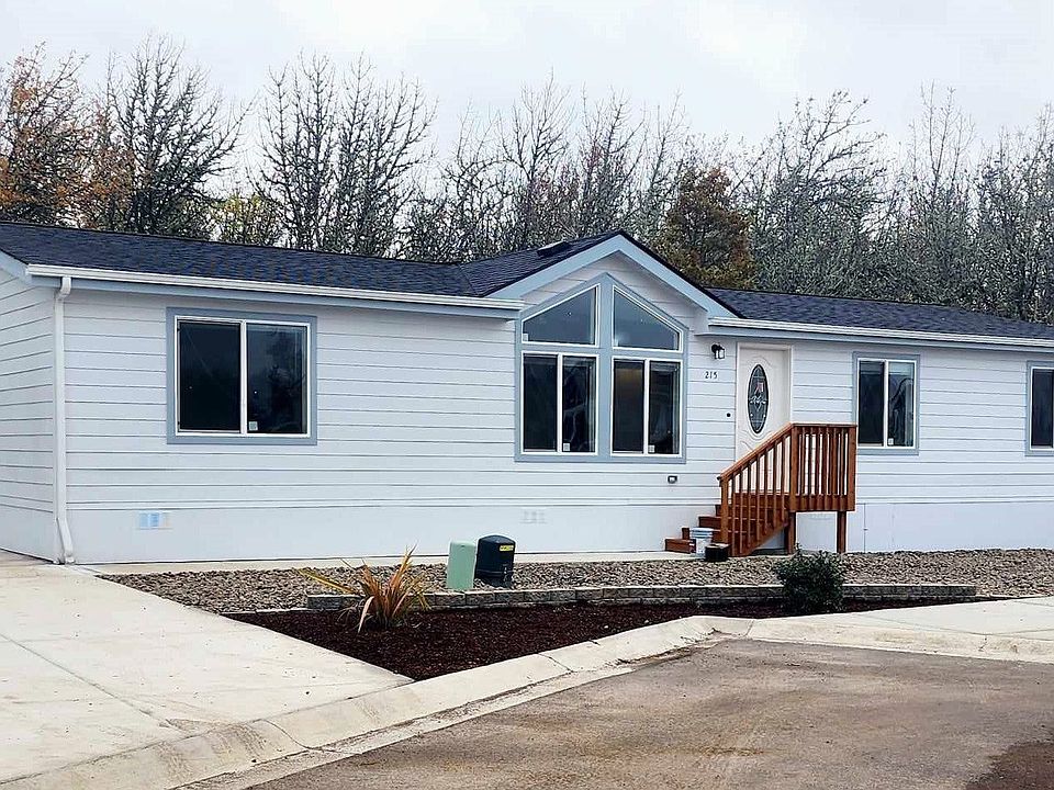 1st image of 1284 N 19th St #215