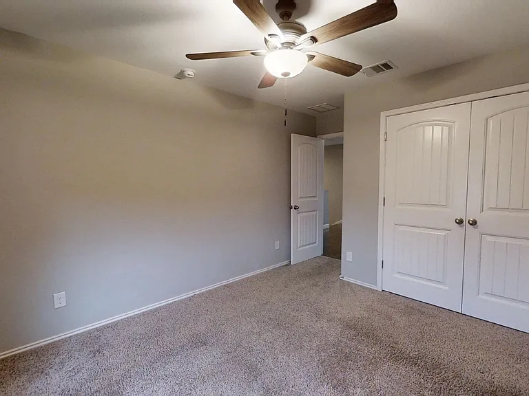 2915 Thunder Gulch — Photo 28