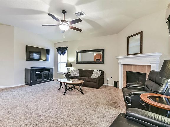 4th image of 15435 Lady Shery Ln