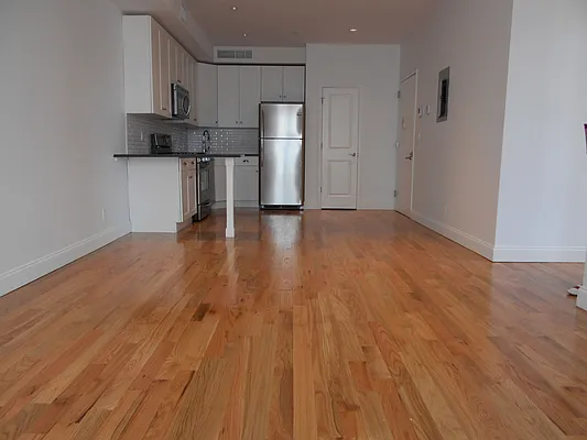 Rented by NY Space Finders Inc. | media 30