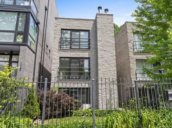 1757 N Campbell Ave, Chicago, IL 60647