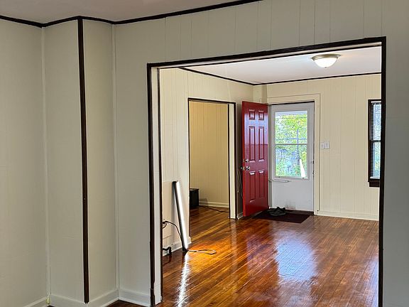 3rd image of 5224 Saida Ave