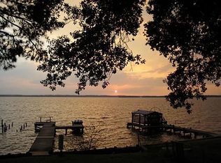 17148 Lakeview Dr, Flint, TX