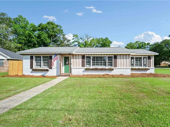 600 W 3rd St, Bay Minette, AL 36507