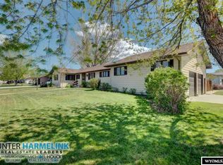 111 Frontier Dr, Douglas, WY 82633