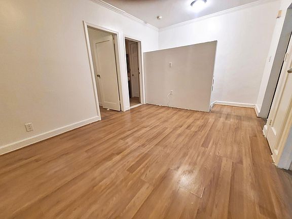 4th image of 24-10 97th St Floor 2