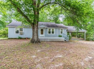 2952 Lake Edmond Rd, Loganville, GA 30052