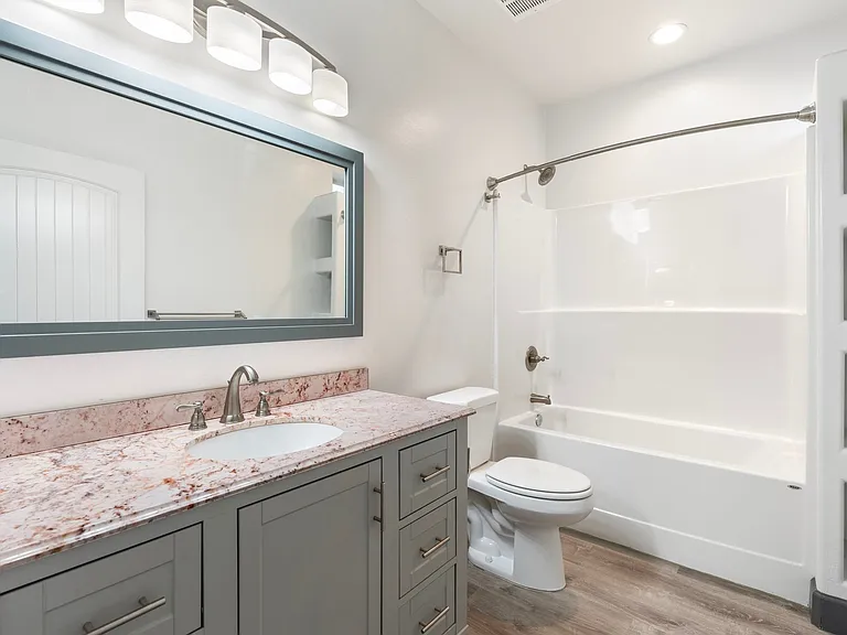 521 E Mission Ln #1 — Photo 12
