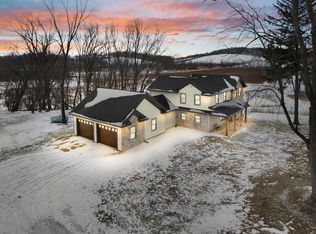 W3940 Campbell DRIVE, Campbellsport, WI