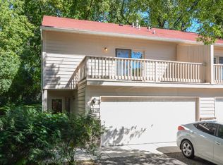 5408 Old Shakopee Cir W, Bloomington, MN 55437