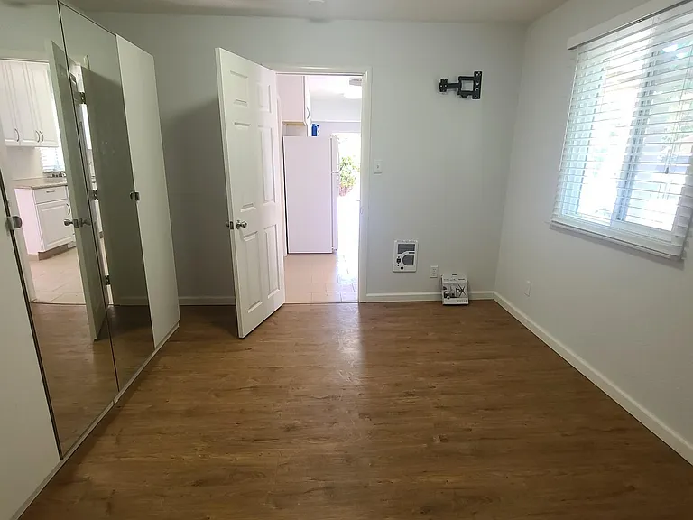 5817 Central Ave — Photo 11