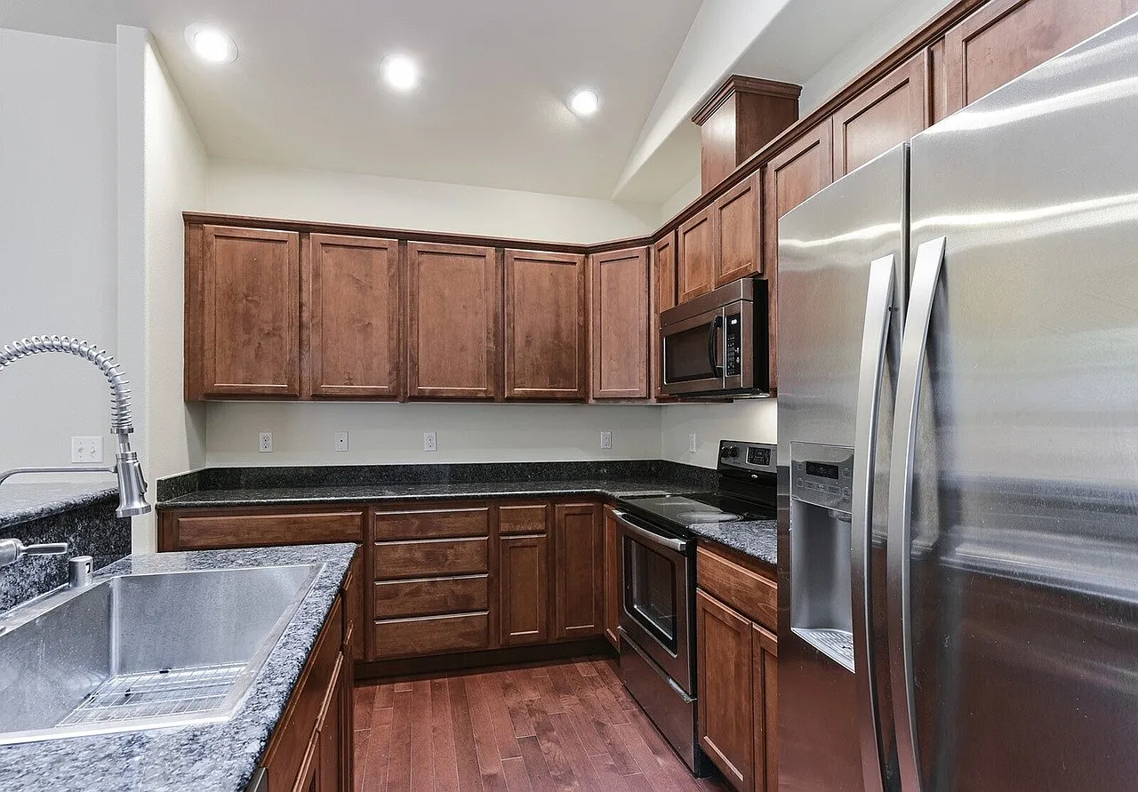 3 bed, 1686 sqft, $2,795 — Photo 4