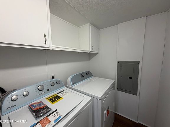 5th image of 464 Batchelor Rd #2