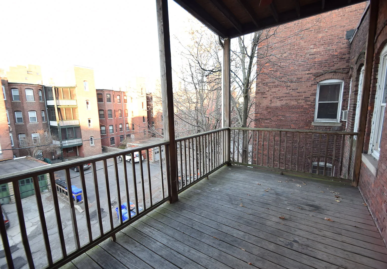 4 bed, 2.0 bath, $5,200 — Photo 2