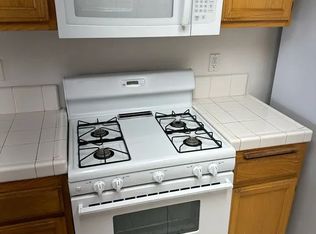 2856 N Terrace St #2856, Visalia, CA 93291