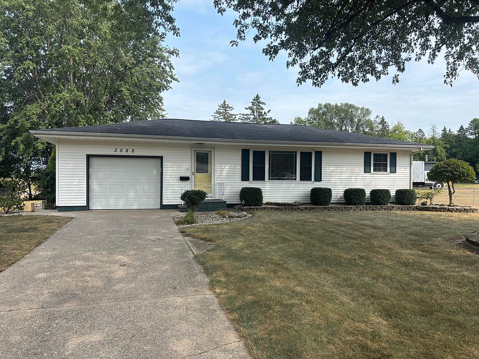 1st image of 3092 Emery Ln