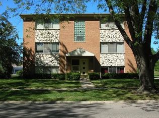 628 Edwards Ave #3, Dundee, IL 60118