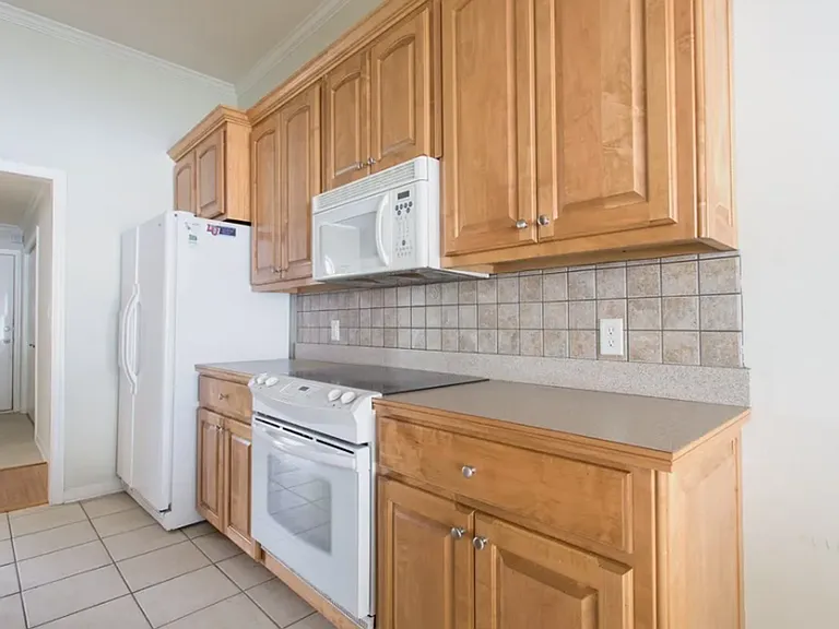 4112 Whithorn Way — Photo 6