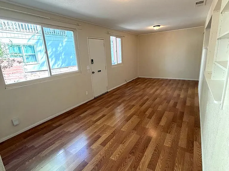 523 D St — Photo 23